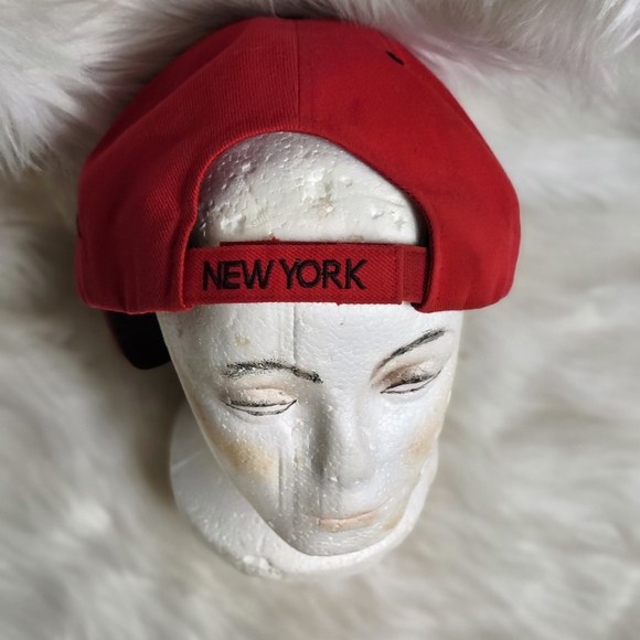 NEW YORK CAP - Picture 2 of 9